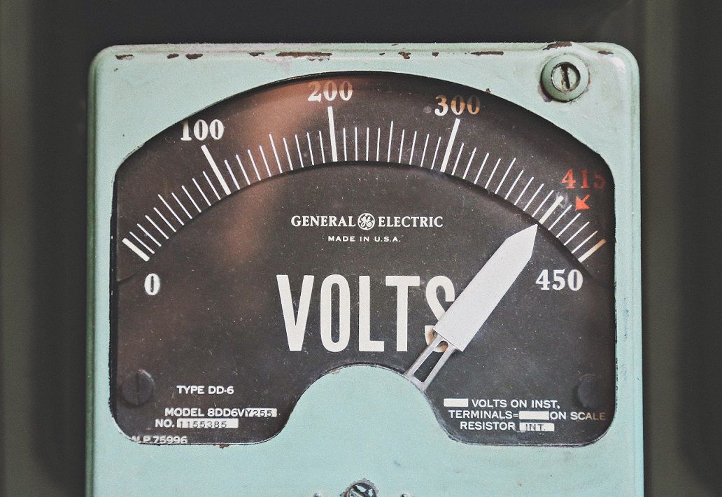 milgram experiment factors